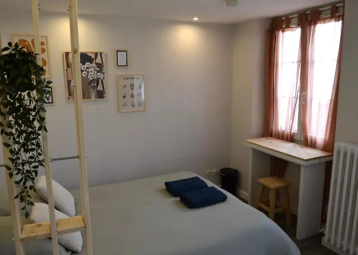 Petit Style Boheme - Proche Hopital